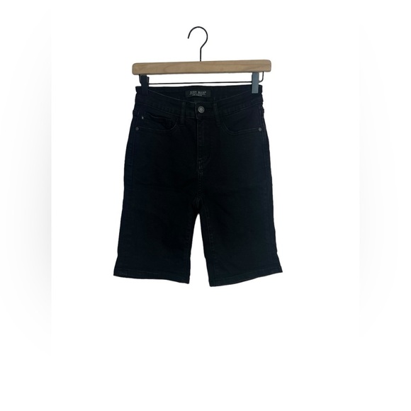 Judy Blue Cecily High Rise Bermuda Shorts Size Small - Picture 3 of 7